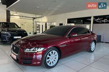 Седан Jaguar XE 2016 в Одесі