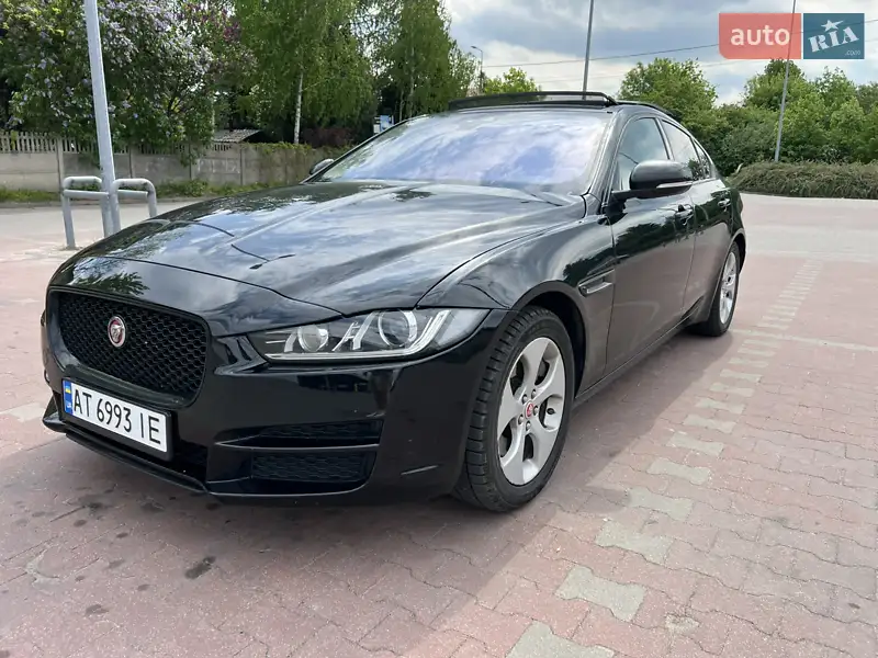 Jaguar XE 2017 VIN SAJAS4BN2HA977906 фото оголошення 12 з 104