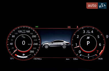 Седан Jaguar XE 2021 в 