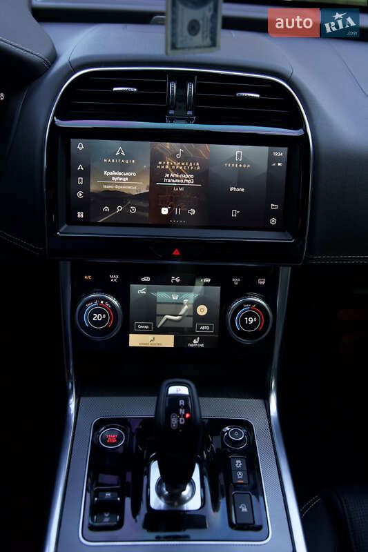 Седан Jaguar XE 2021 в Івано-Франківську
