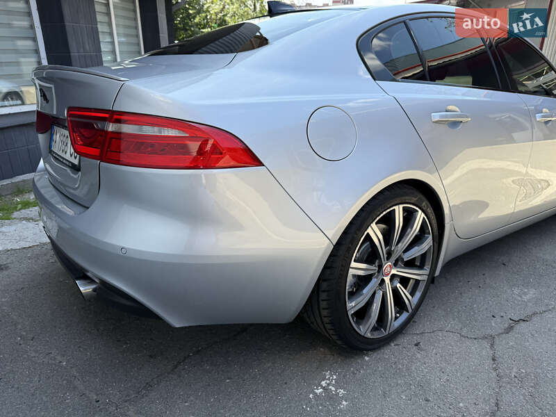 Седан Jaguar XE 2016 в Киеве фото 26 Седан Jaguar XE 2016 в Киеве