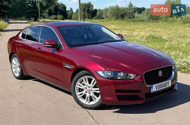 Седан Jaguar XE 2016 в Переяславе
