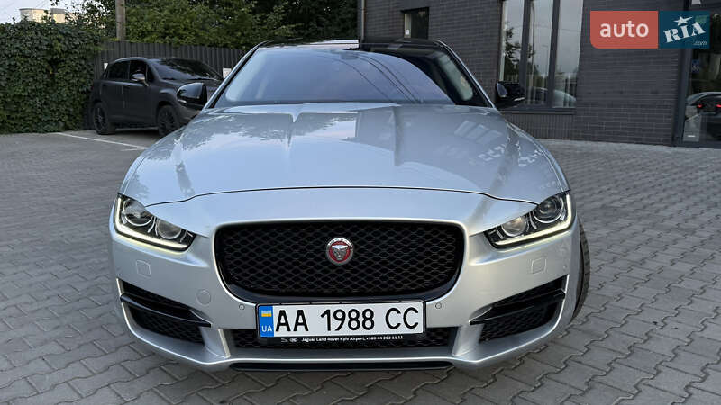 Седан Jaguar XE 2016 в Киеве фото 4 Седан Jaguar XE 2016 в Киеве
