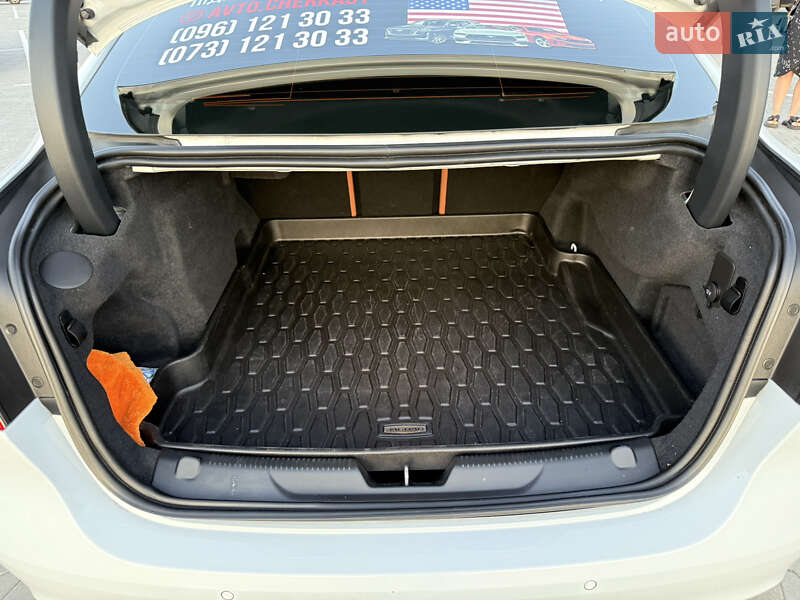 Седан Jaguar XE 2017 в Черкассах