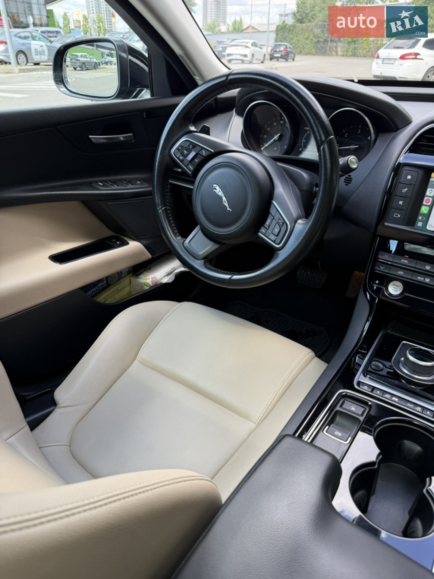 2017 Jaguar XE - мініатюра 11