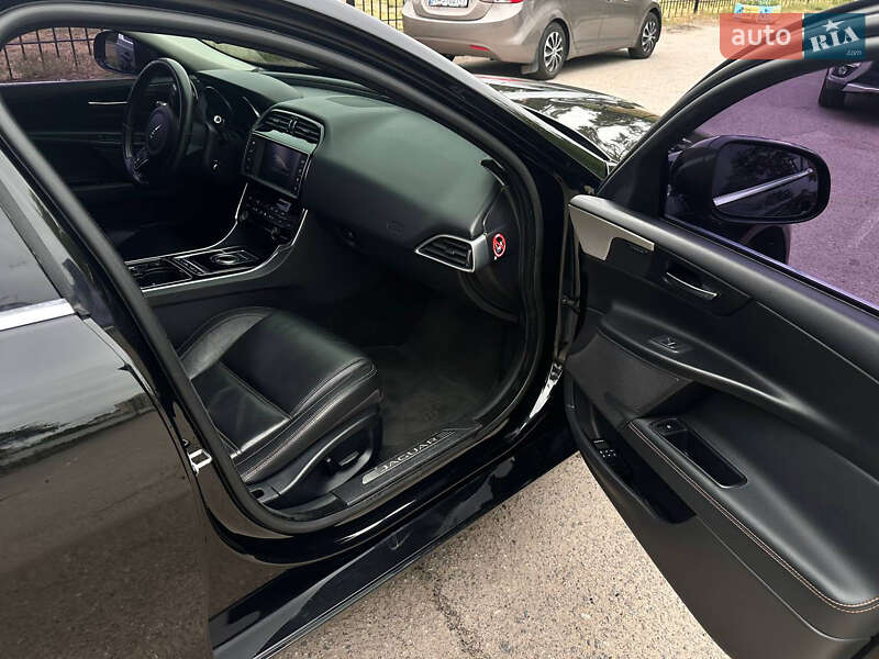Седан Jaguar XE 2015 в Полтаве фото 8 Седан Jaguar XE 2015 в Полтаве