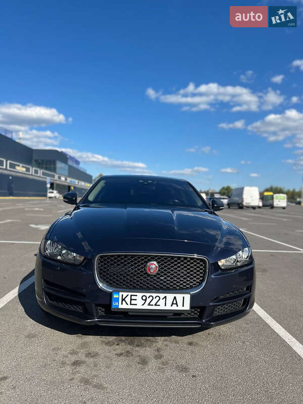 Седан Jaguar XE 2017 в Днепре фото 3 Седан Jaguar XE 2017 в Днепре