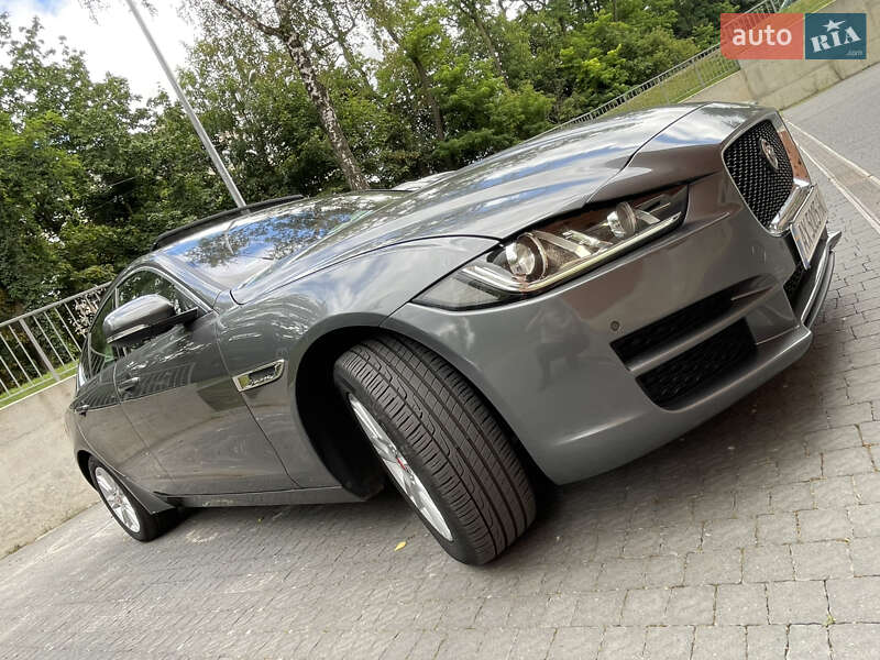 Седан Jaguar XE 2017 в Львове фото 8 Седан Jaguar XE 2017 в Львове