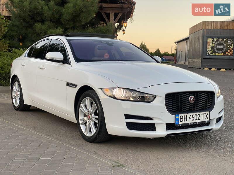 Седан Jaguar XE 2016 в Одессе