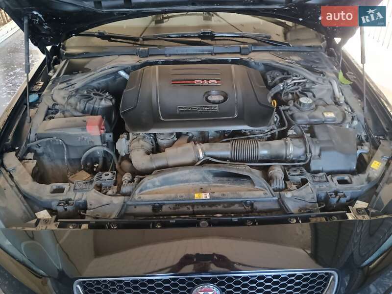 Седан Jaguar XE 2017 в Виннице фото 11 Седан Jaguar XE 2017 в Виннице