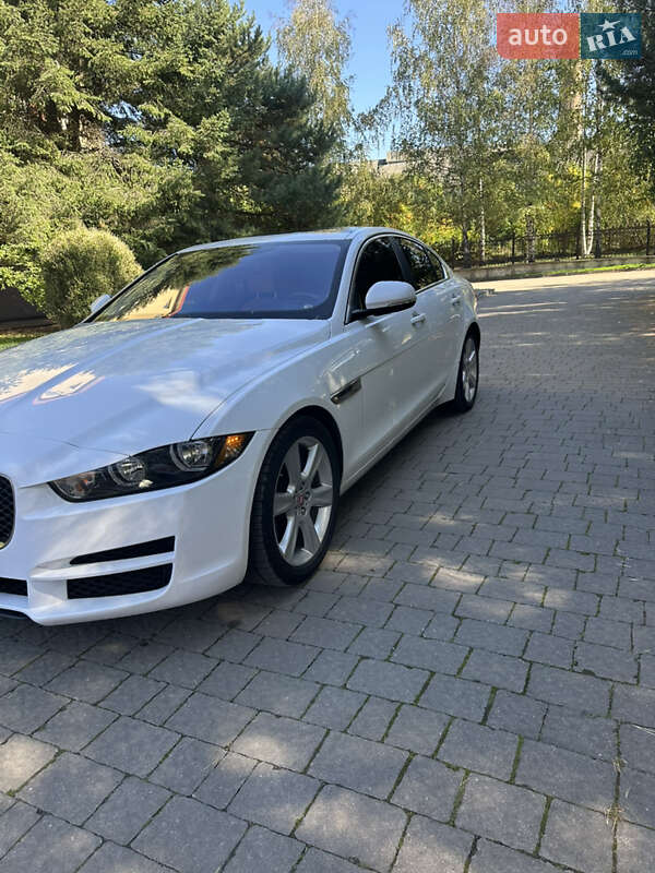 Седан Jaguar XE 2016 в Львові фото 2 Седан Jaguar XE 2016 в Львові
