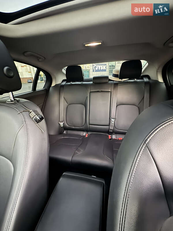 Седан Jaguar XE 2016 в Одесі фото 19 Седан Jaguar XE 2016 в Одесі