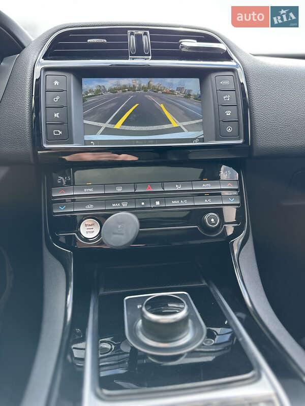 Седан Jaguar XE 2017 в Києві фото 6 Седан Jaguar XE 2017 в Києві