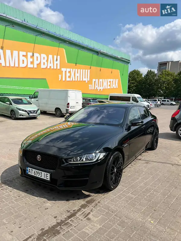 Jaguar XE 2017 VIN SAJAS4BN2HA977906 фото оголошення 4 з 104