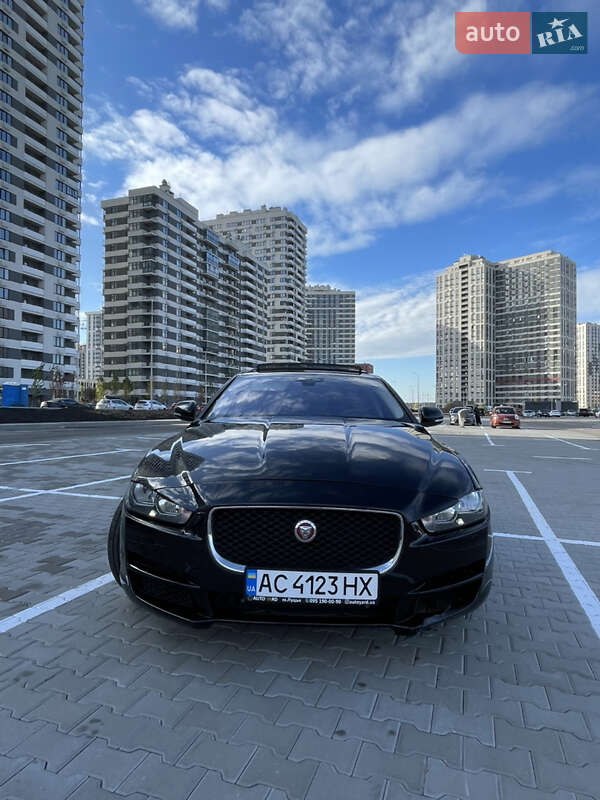 Седан Jaguar XE 2019 в Киеве фото 5 Седан Jaguar XE 2019 в Киеве