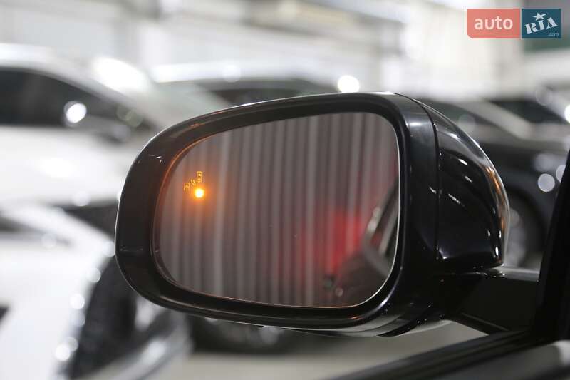 Седан Jaguar XE 2016 в Києві фото 30 Седан Jaguar XE 2016 в Києві