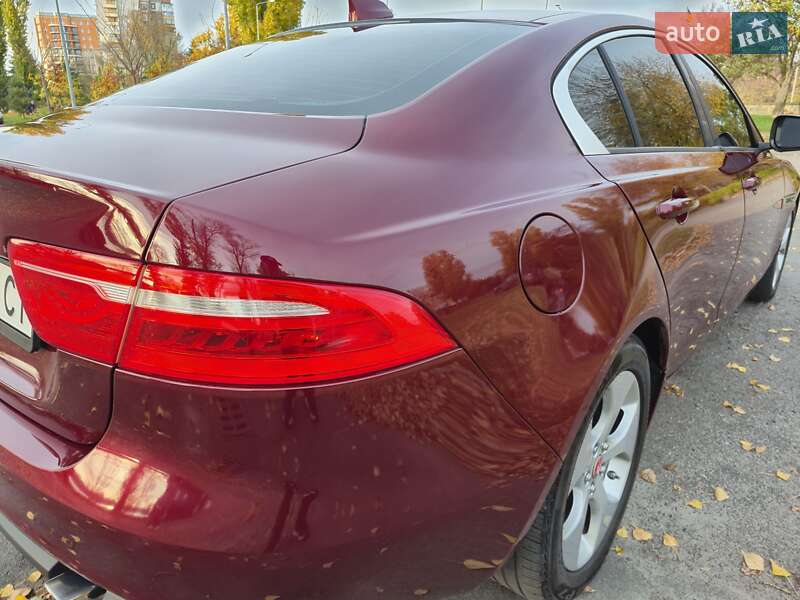 Седан Jaguar XE 2016 в Кременчуці фото 3 Седан Jaguar XE 2016 в Кременчуці