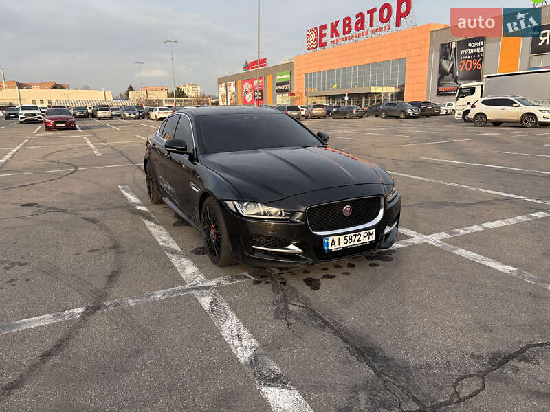 Jaguar XE 2015