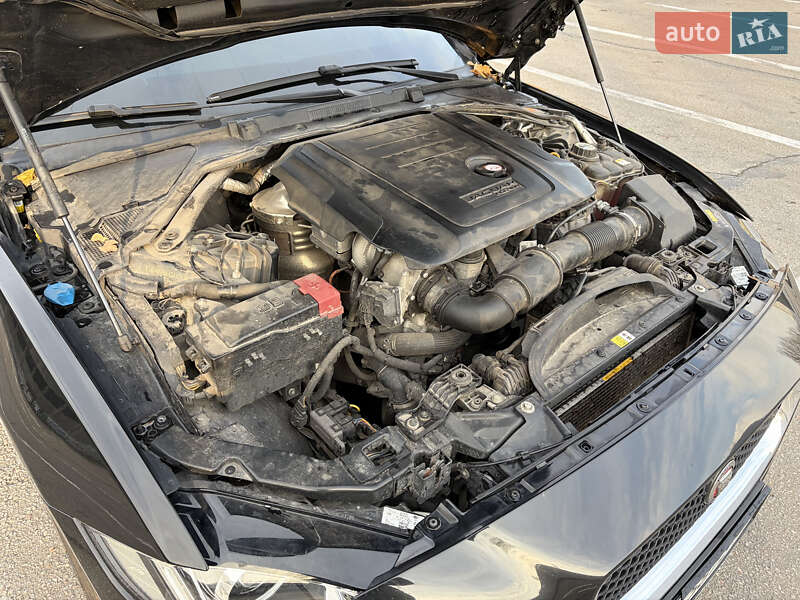 Седан Jaguar XE 2015 в Полтаві фото 9 Седан Jaguar XE 2015 в Полтаві