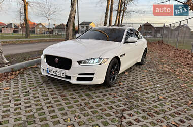 Седан Jaguar XE 2018 в Мукачевому