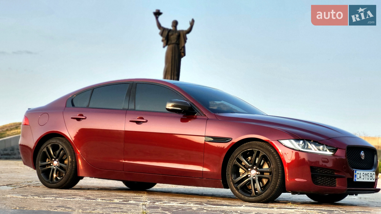 2015 Jaguar XE - мініатюра 33