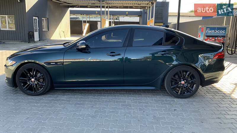 Седан Jaguar XE 2016 в Хмельницком