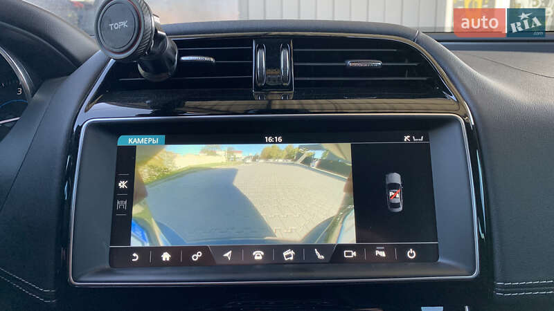 Седан Jaguar XE 2016 в Хмельницком