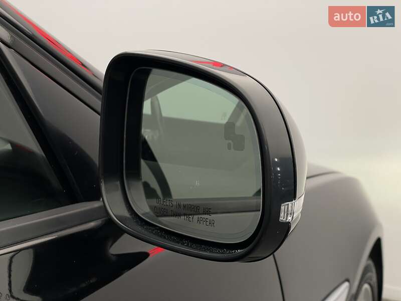 Седан Jaguar XE 2016 в Киеве