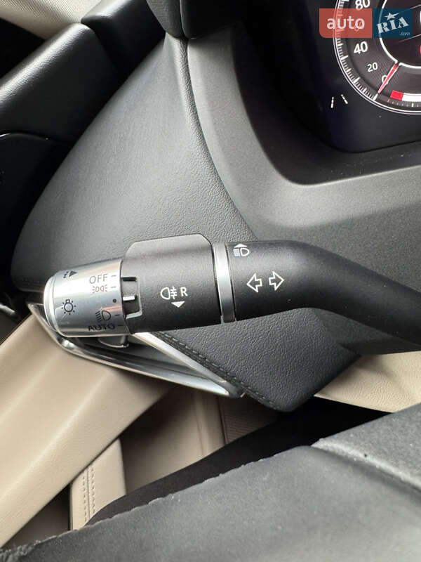 Седан Jaguar XE 2020 в Одессе