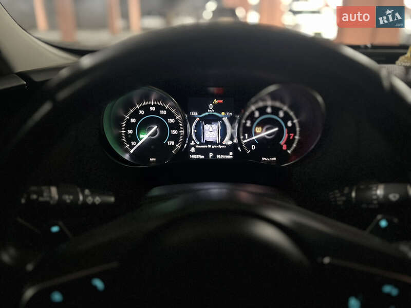 Седан Jaguar XE 2016 в Киеве фото 13 Седан Jaguar XE 2016 в Киеве