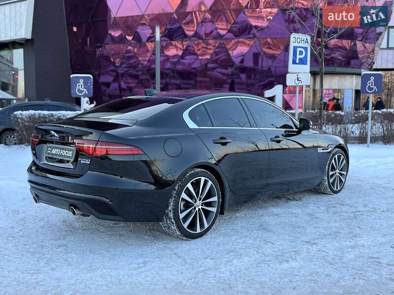 Седан Jaguar XE 2020 в Киеве фото 6 Седан Jaguar XE 2020 в Киеве