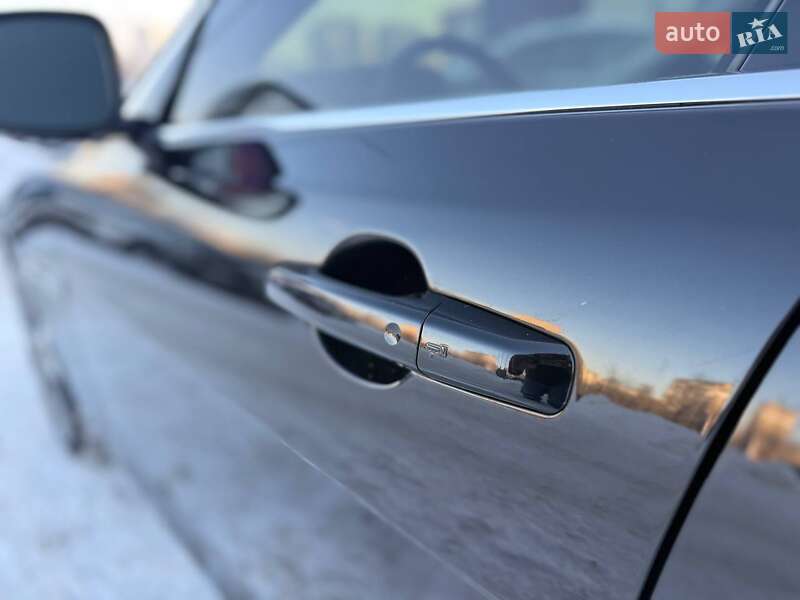 Седан Jaguar XE 2020 в Киеве фото 10 Седан Jaguar XE 2020 в Киеве