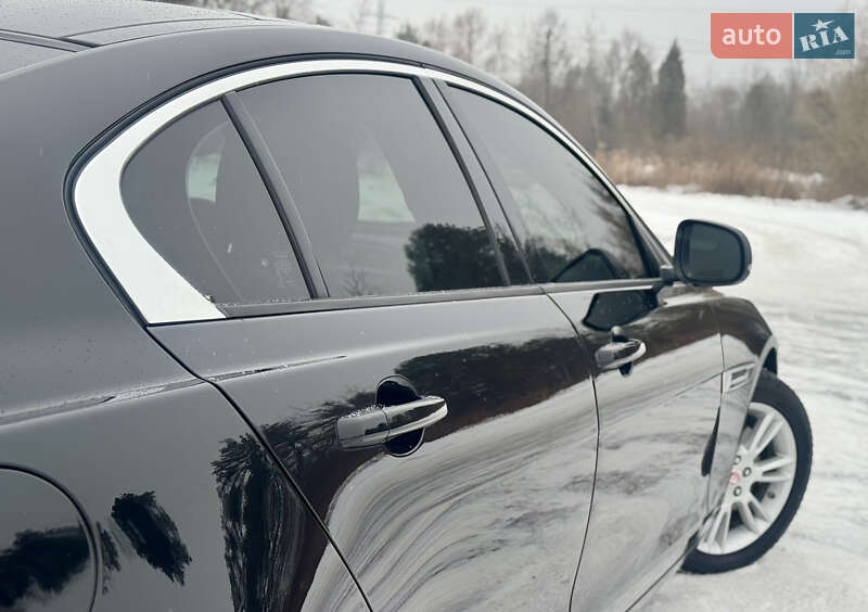Седан Jaguar XE 2016 в Новояворовске фото 21 Седан Jaguar XE 2016 в Новояворовске
