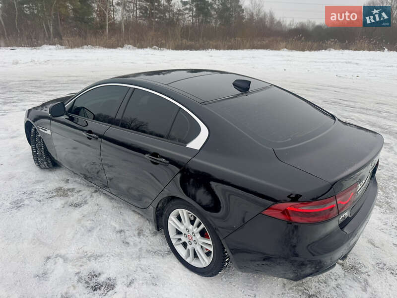 Седан Jaguar XE 2016 в Новояворовске фото 22 Седан Jaguar XE 2016 в Новояворовске