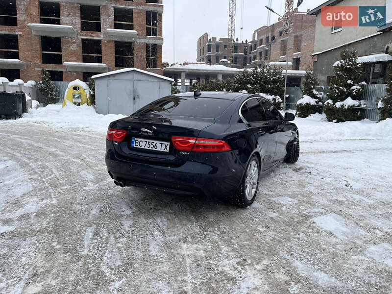 Седан Jaguar XE 2016 в Ивано-Франковске фото 31 Седан Jaguar XE 2016 в Ивано-Франковске