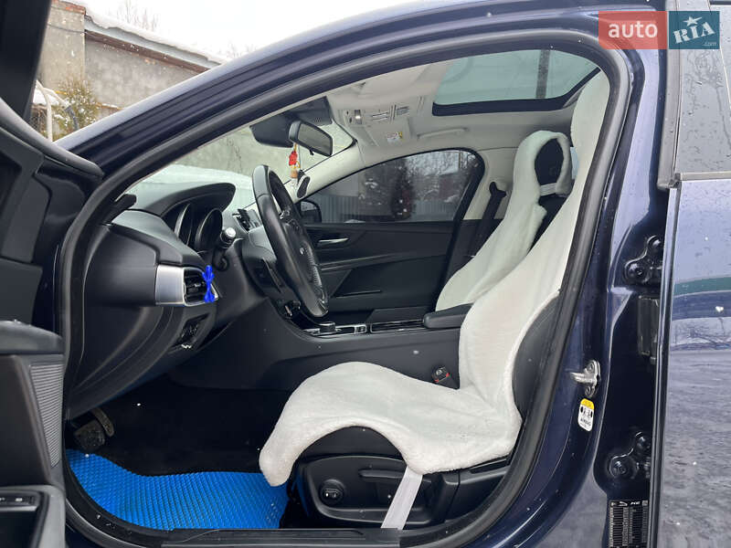 Седан Jaguar XE 2016 в Ивано-Франковске фото 48 Седан Jaguar XE 2016 в Ивано-Франковске