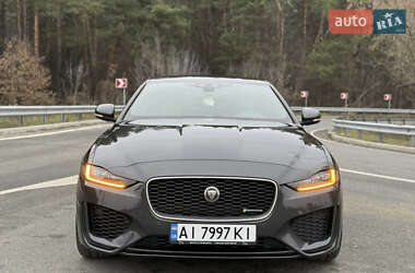 Седан Jaguar XE 2020 в Киеве