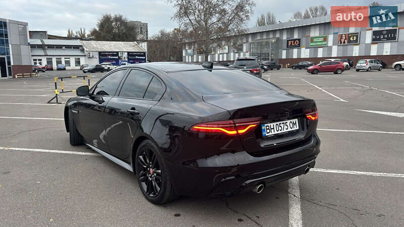Седан Jaguar XE 2021 в Одессе