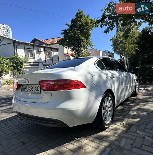 Седан Jaguar XE 2015 в Одессе