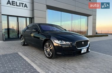 Седан Jaguar XE 2016 в Днепре