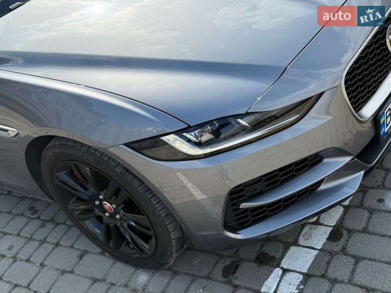 Седан Jaguar XE 2020 в Львове фото 11 Седан Jaguar XE 2020 в Львове
