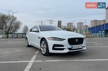 Седан Jaguar XE 2020 в Києві