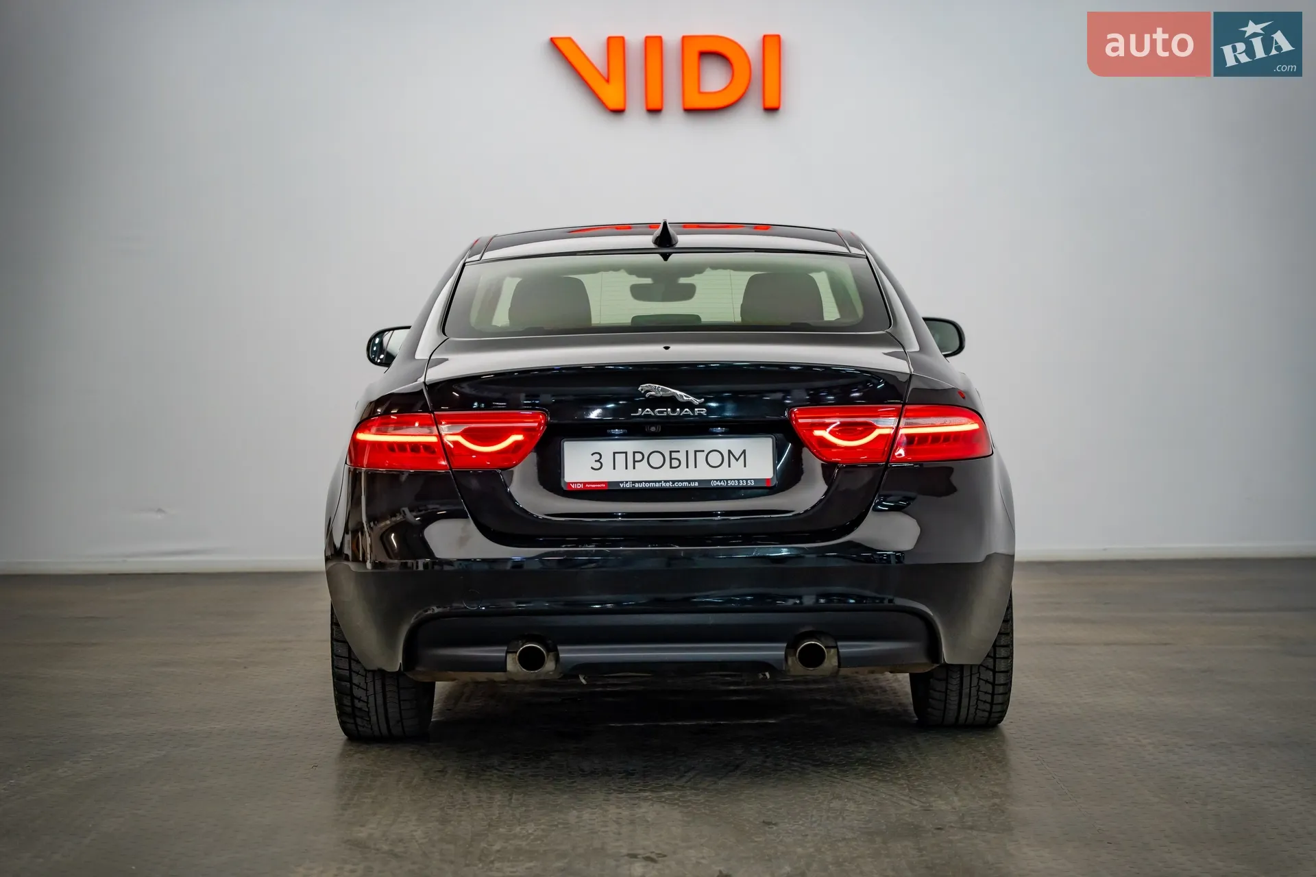 2018 Jaguar XE - мініатюра 6