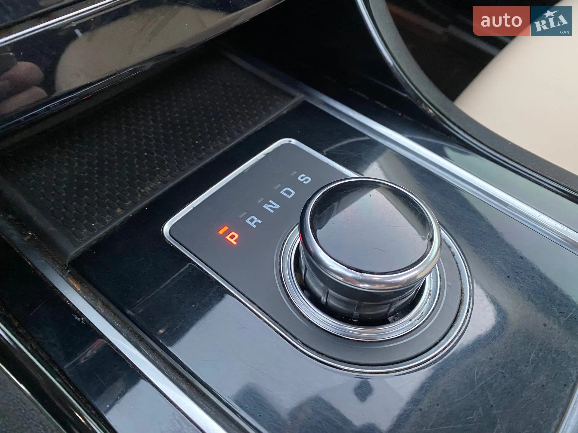 2016 Jaguar XE - мініатюра 15