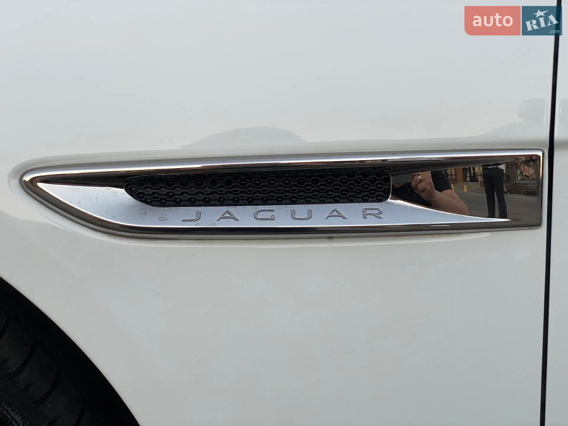 2016 Jaguar XE - мініатюра 22