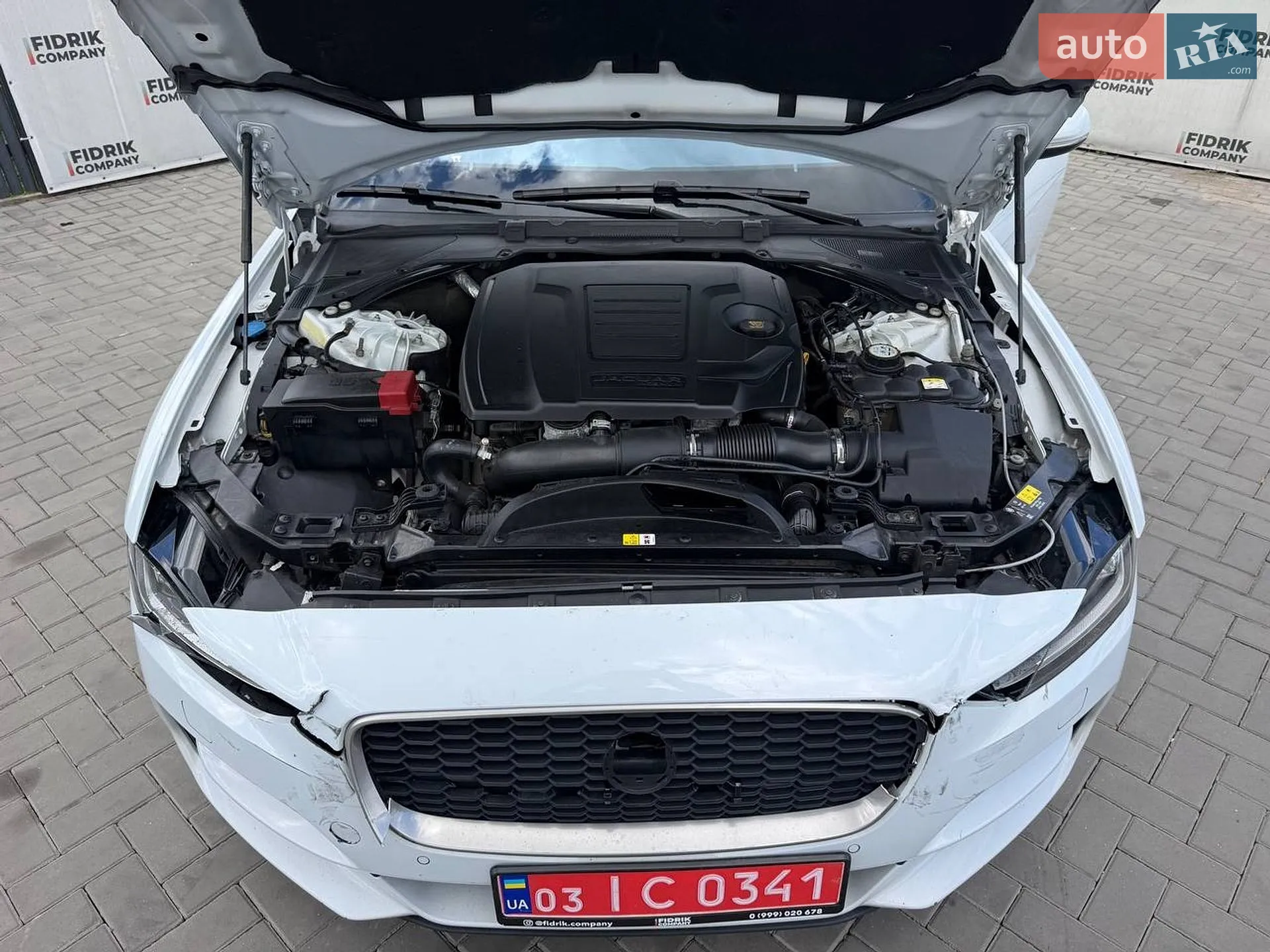 2019 Jaguar XE - мініатюра 19