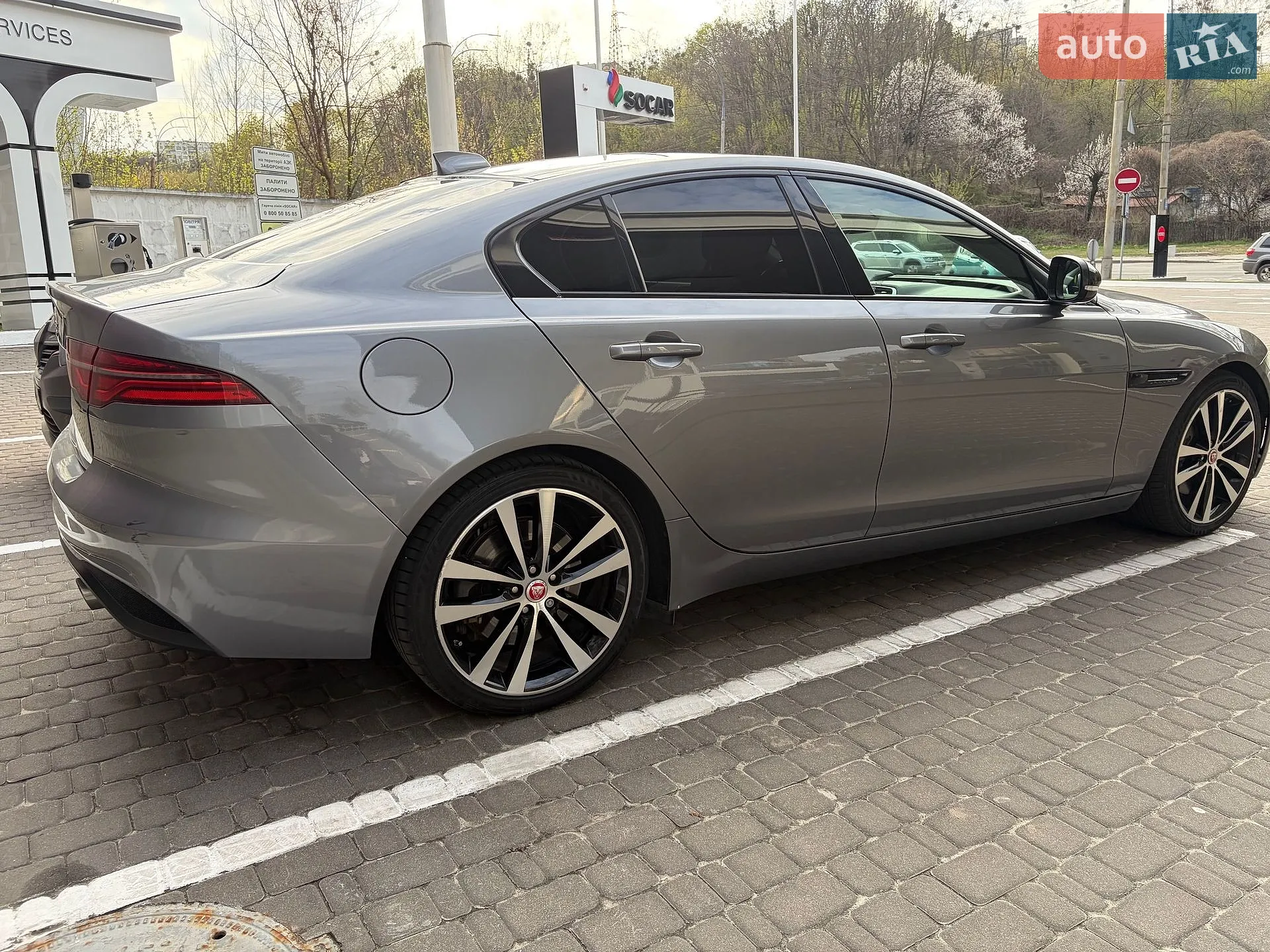 2019 Jaguar XE - мініатюра 12