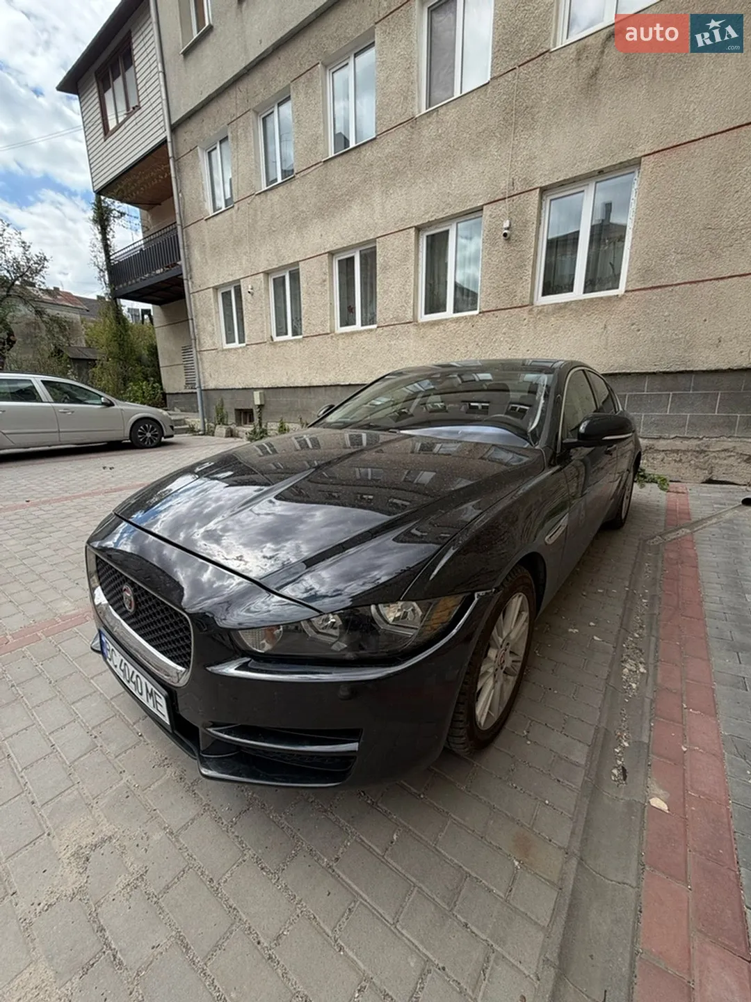2017 Jaguar XE - мініатюра 6