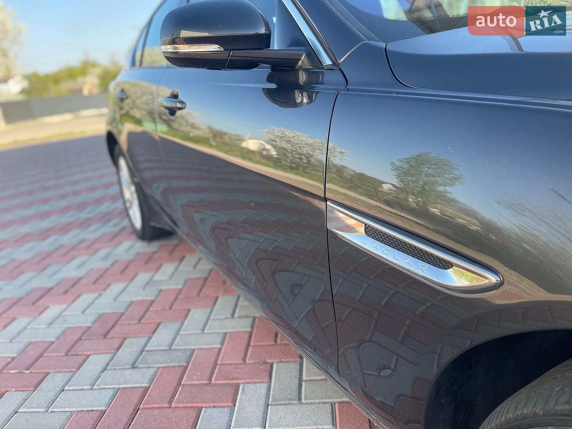 2016 Jaguar XE - мініатюра 10