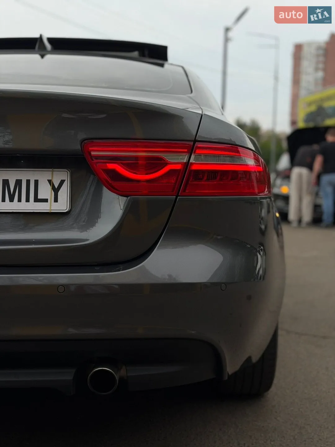 2016 Jaguar XE - мініатюра 14